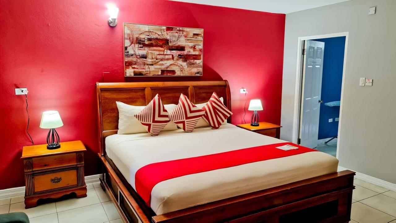 Donhead New Kingston Apt 5 Luaran gambar
