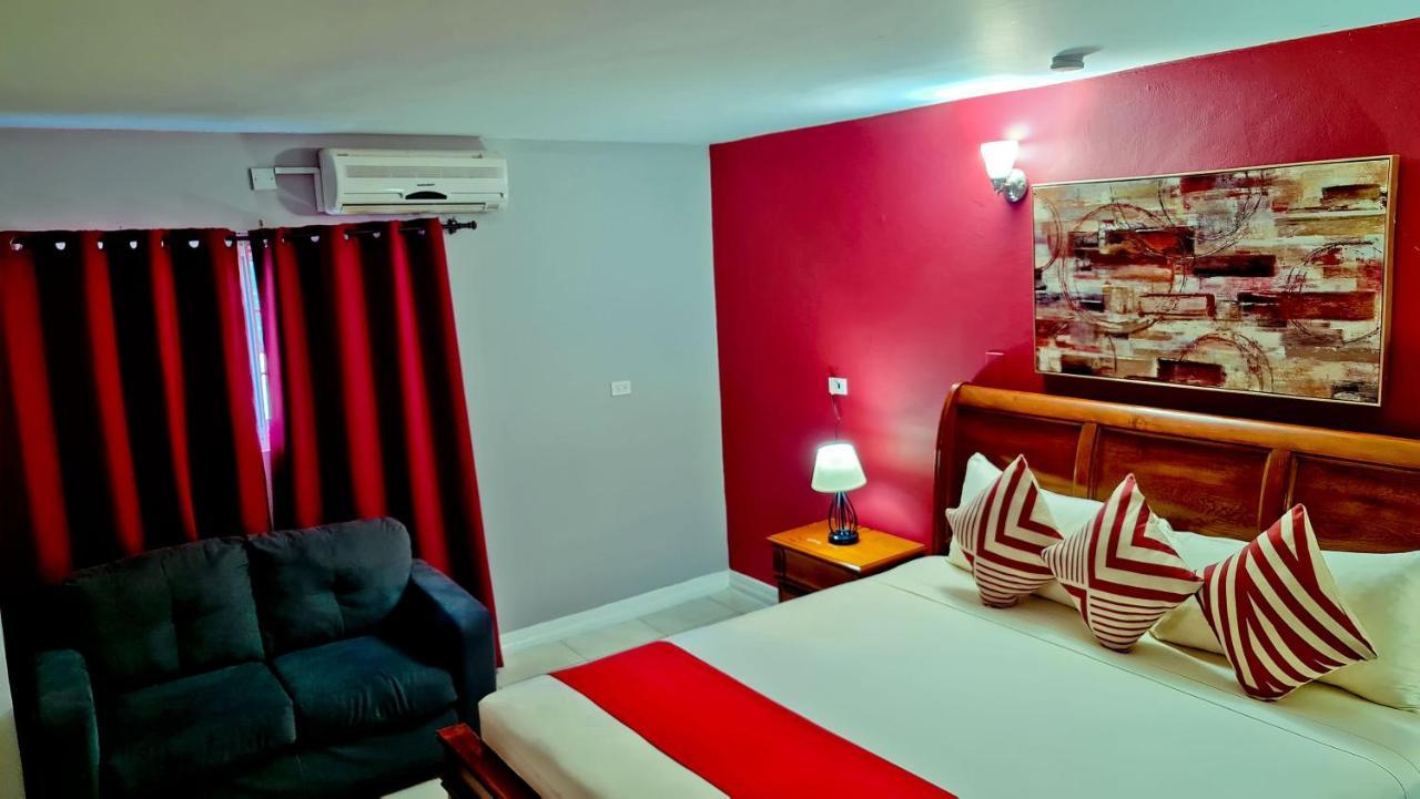 Donhead New Kingston Apt 5 Luaran gambar