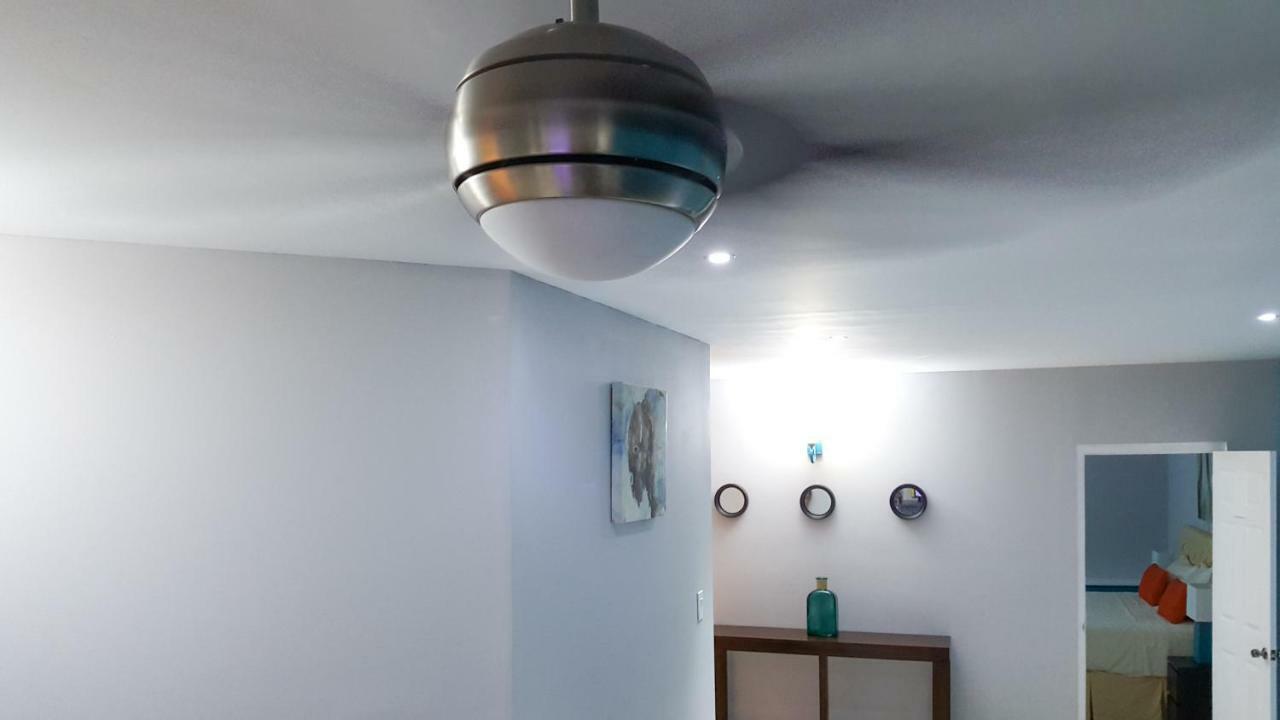 Donhead New Kingston Apt 5 Luaran gambar